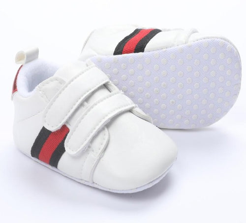 Baby Kicks (White)