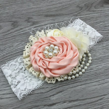 Load image into Gallery viewer, Vintage Flower Headbands