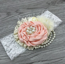 Load image into Gallery viewer, Vintage Flower Headbands